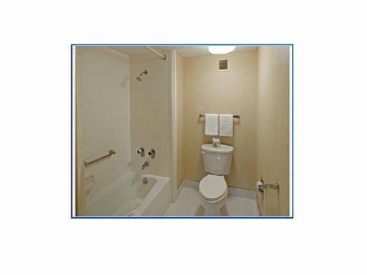 Americas Best Value Inn Forest Chambre photo